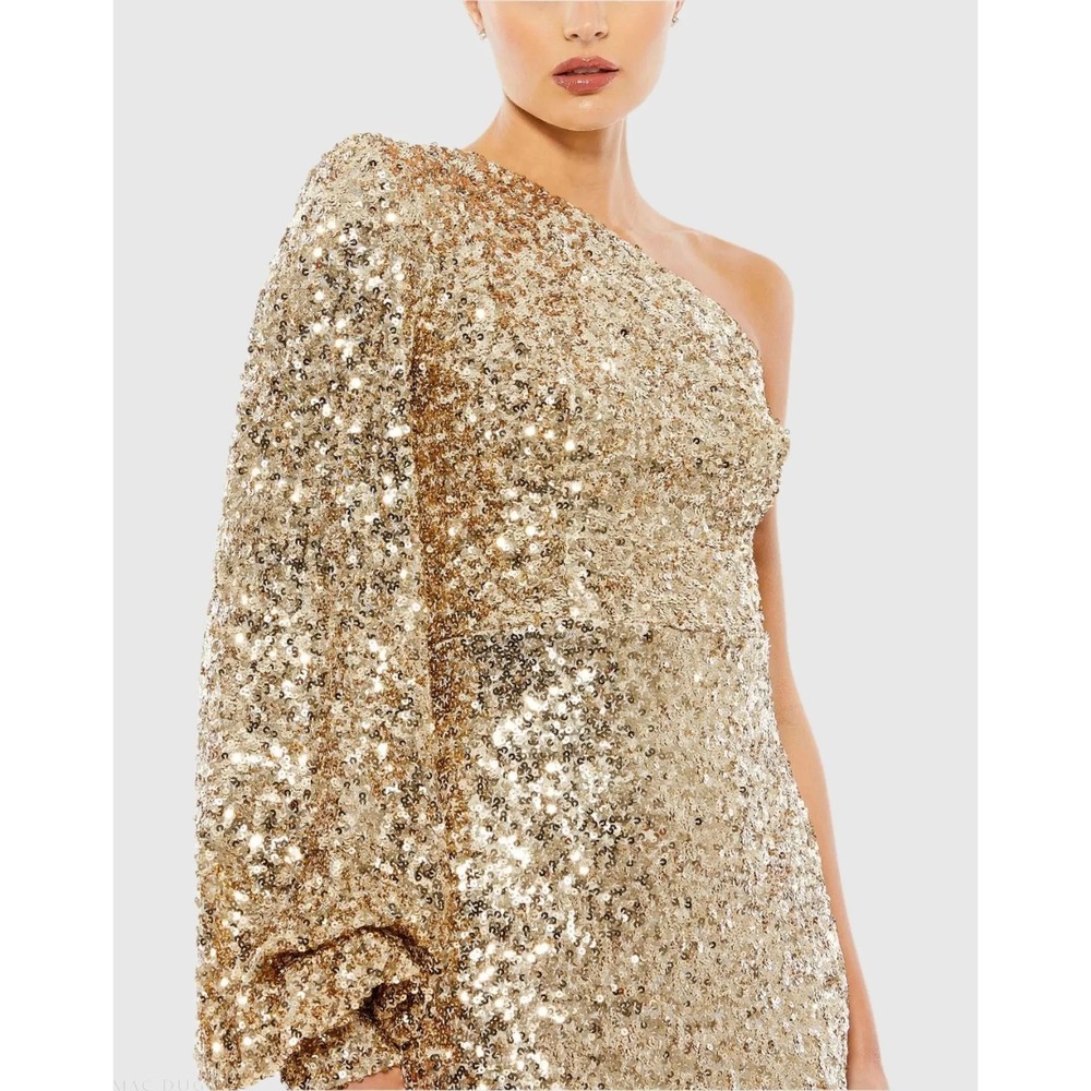 NWT Mac Duggal #26717 Gold Sequined One Shoulder Bishop Trumpet Gown Size 16